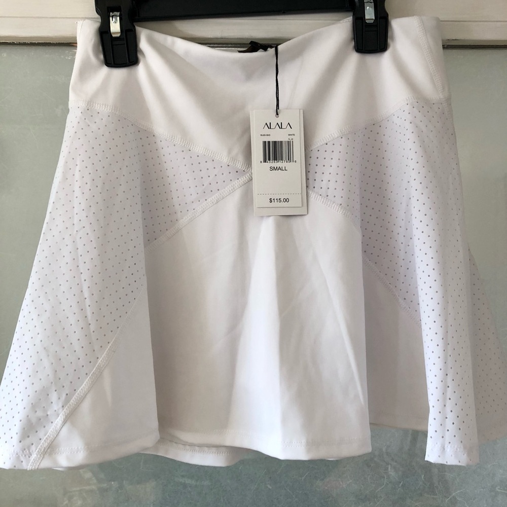Alala tennis / gym skort NWT
